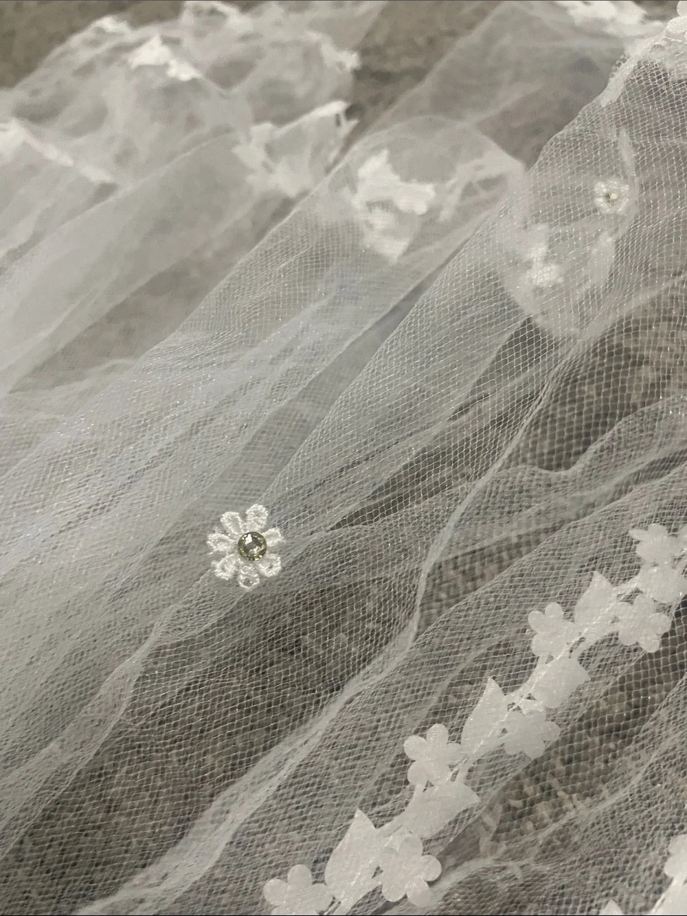 N/A elegant white